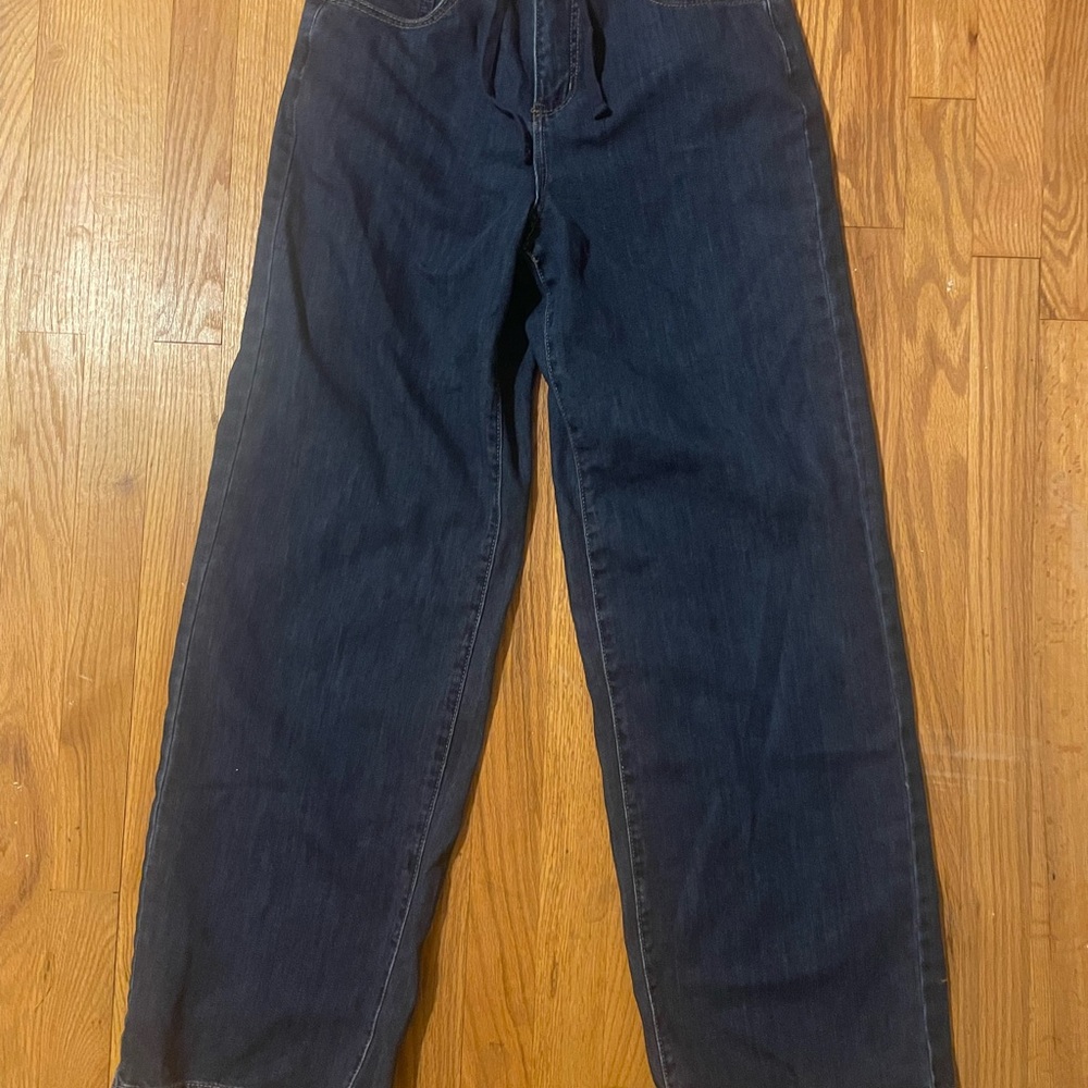 Relaxed Women's Jeans in Dark Blue